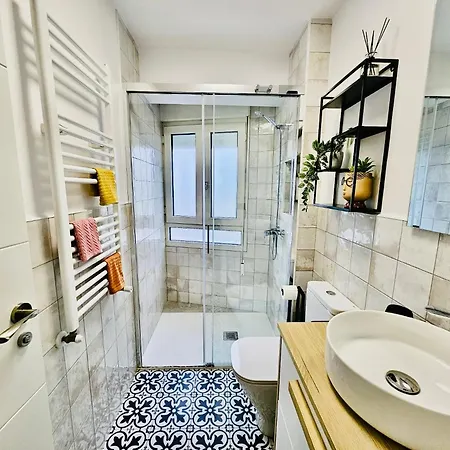 El Escondite De Meli Camargo